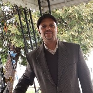 Meet your Posher, D andre